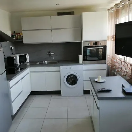 Location D'Appartement Entierement Meuble Pres De Geneve Annemasse Exterior photo